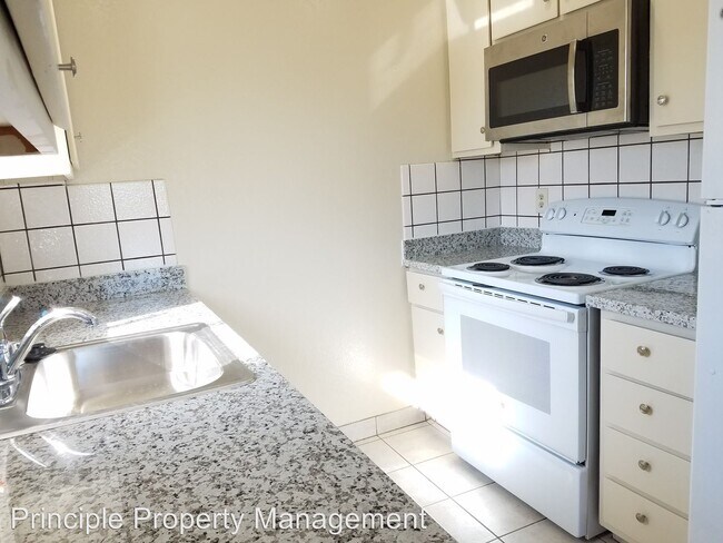 Building Photo - 3519 Agate Dr