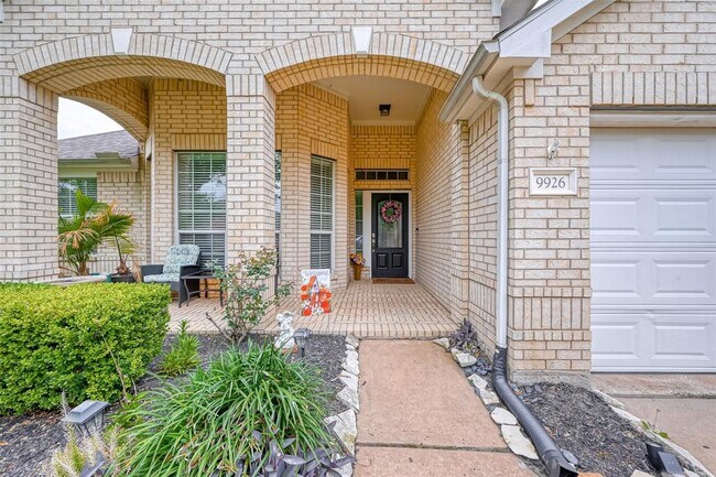 Building Photo - 9926 Heron Meadows Dr