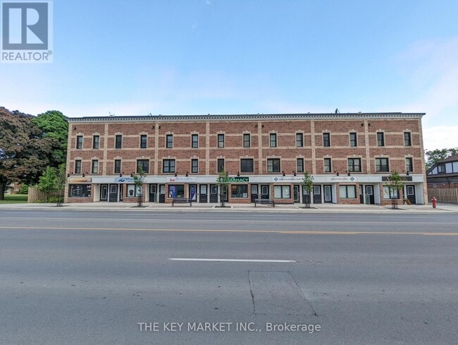 Photo du bâtiment - 760-760 Lakeshore Rd E