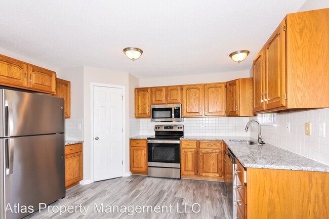 Building Photo - 3 br, 2.5 bath House - 561 Prentice Drive