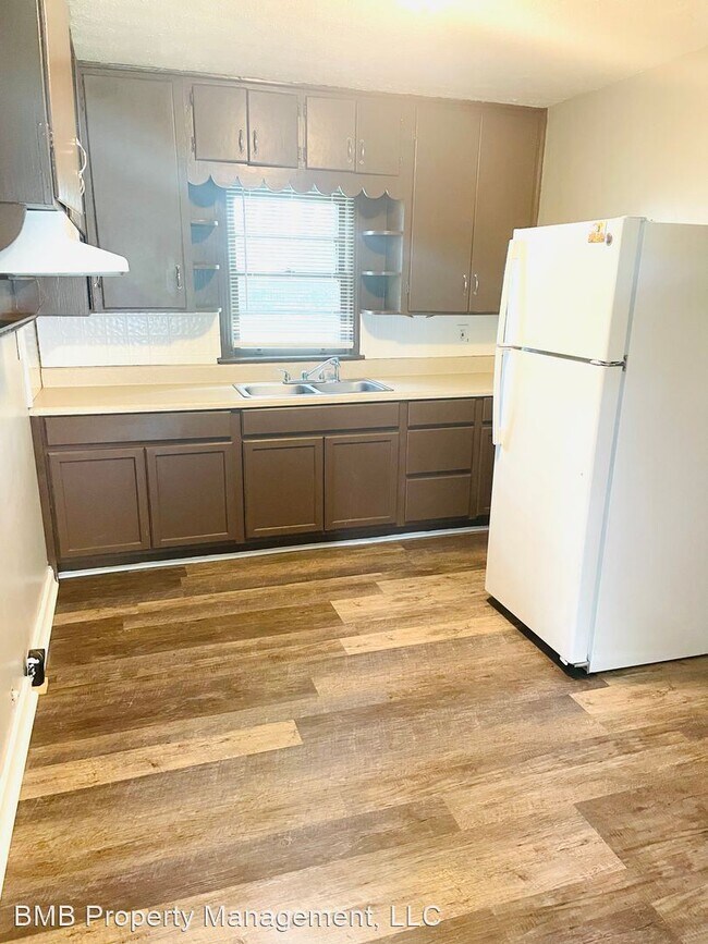 Foto del edificio - 3 br, 1 bath House - 1216 E Audobon Road