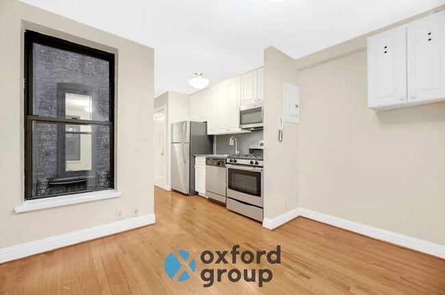 Building Photo - East 69th Street