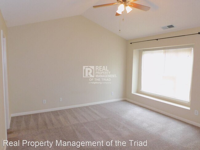 Foto del edificio - 2 br, 2.5 bath House - 5606 Harbor House D...