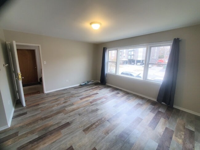 Building Photo - 11113 S Longwood Dr