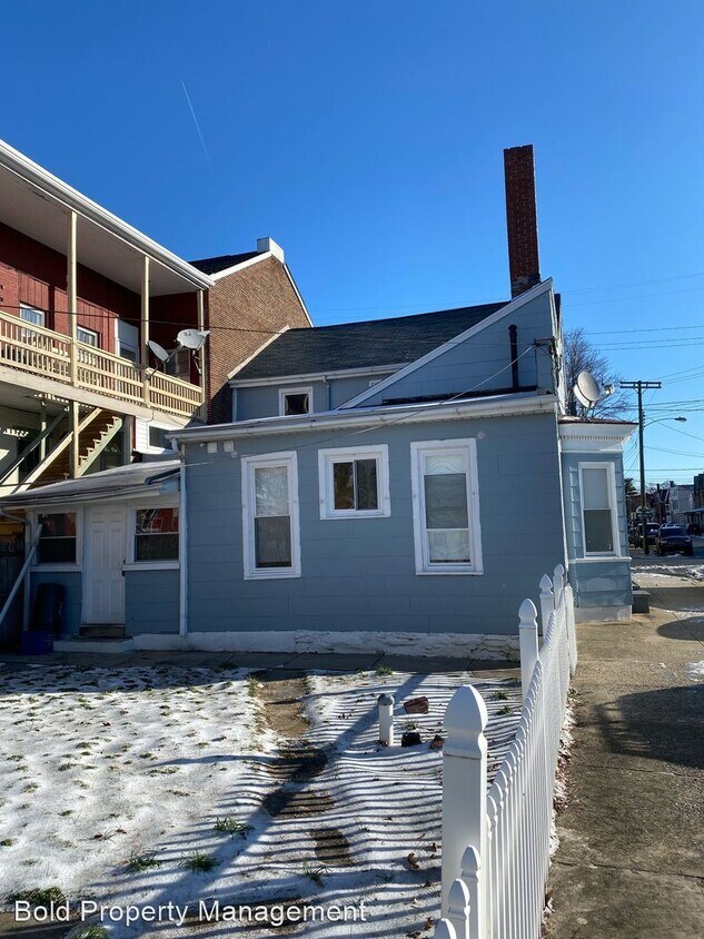 Primary Photo - 601-603 N 9th St