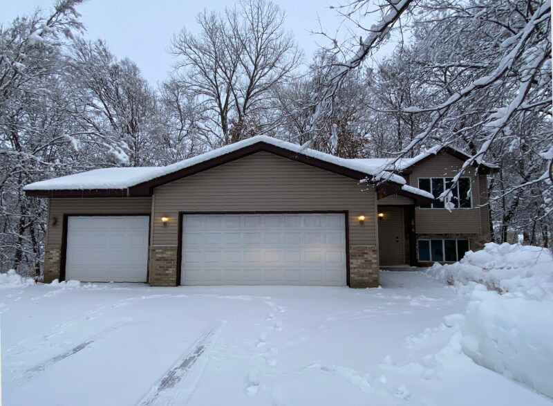Foto principal - 3020 Ivy St S