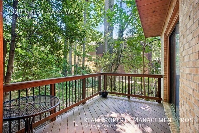 Foto del edificio - 9928 Great Oaks Way