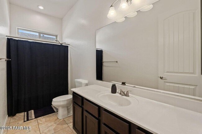 Foto del edificio - 5862 N Thornberry Dr
