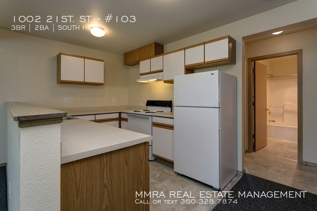 Building Photo - PRE-LEASING: 3 Bedroom WWU Apartment