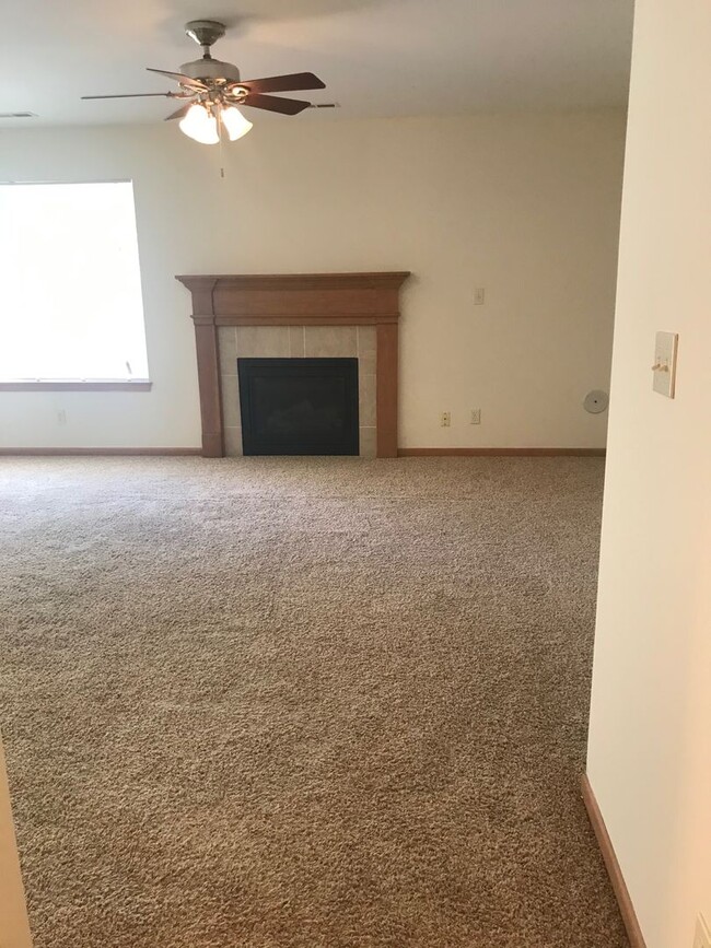Foto del edificio - 5520 Hunley Ct
