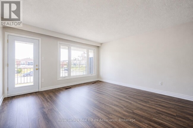 Building Photo - 2393 Whaley Dr