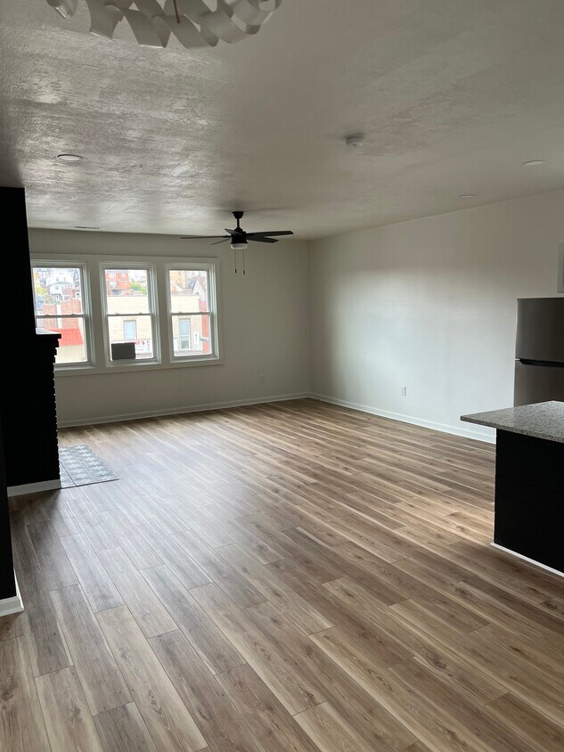 Foto principal - 621 Berkshire Dr