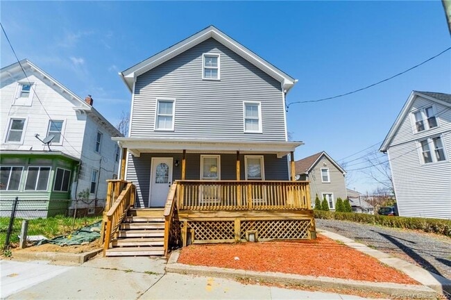Building Photo - 31 Willetts Ave