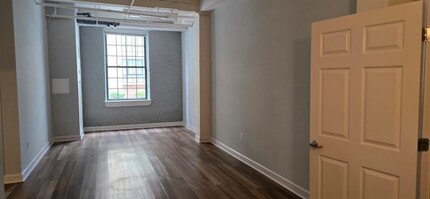 Building Photo - 160 Lafayette St