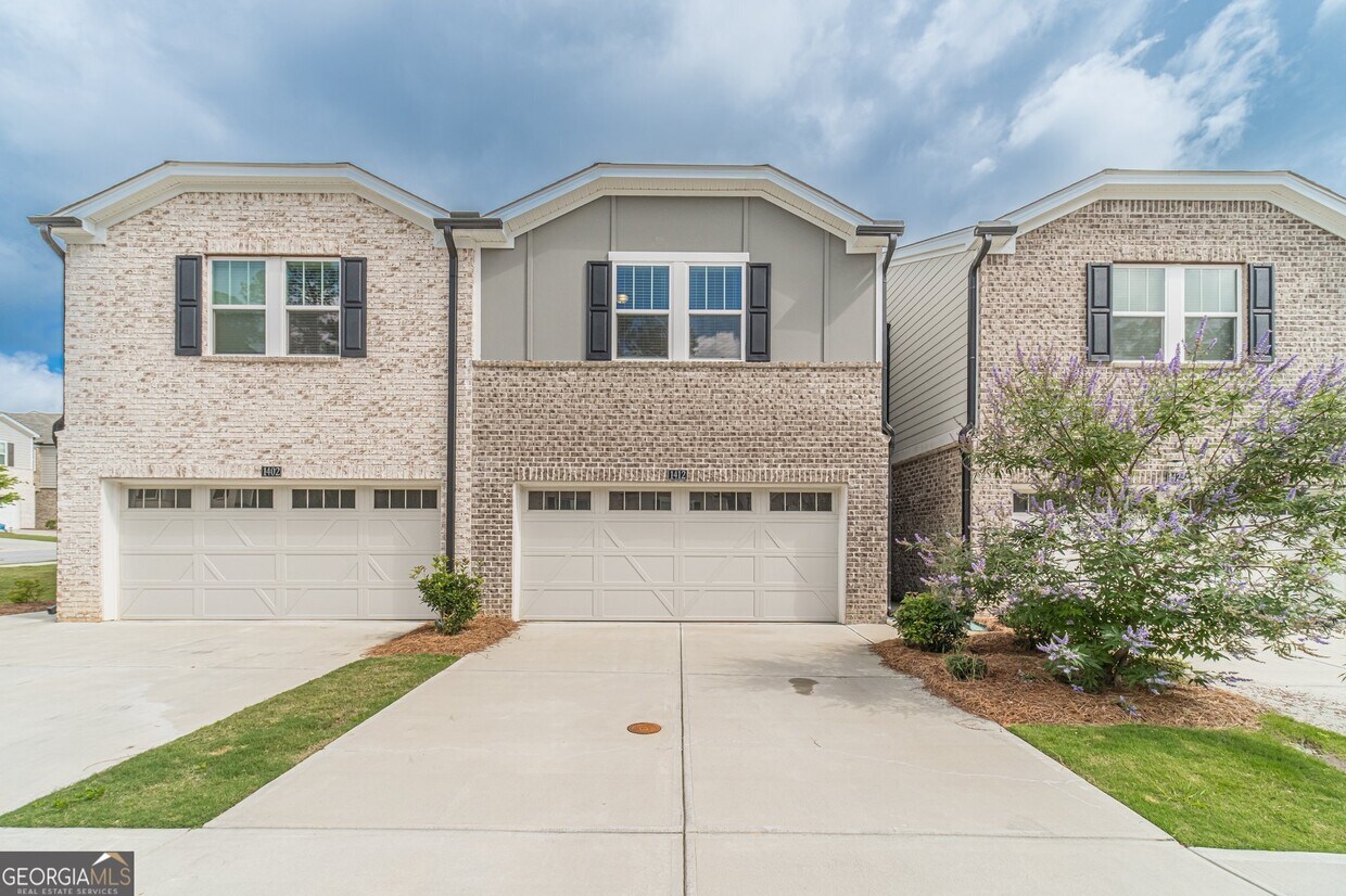 Foto principal - 1412 Villageside Ct