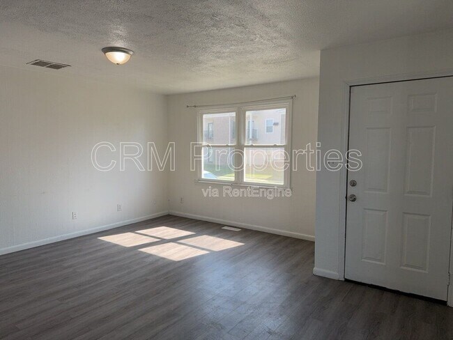 Foto del edificio - 1411 N Courtland Ave