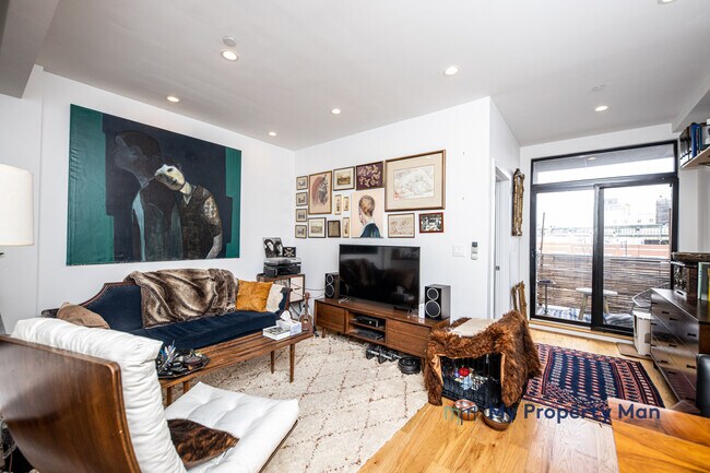 Foto del edificio - 1273 Dekalb Ave