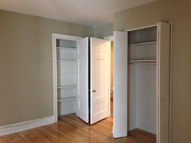 Bedroom - 5300 S Shore Dr