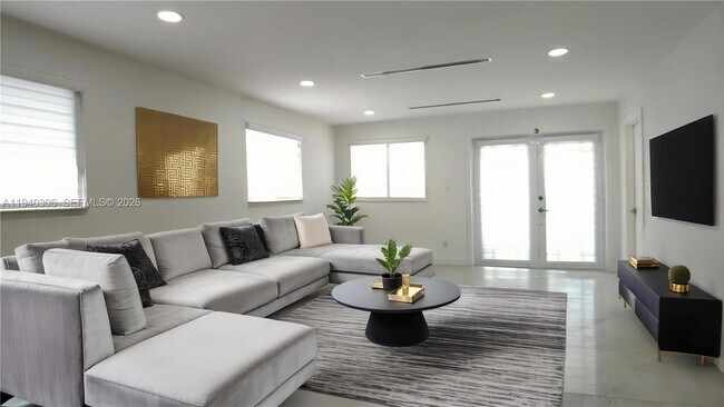 Foto del edificio - 2741 SW 67th Ave