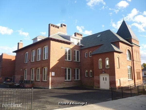 Foto principal - 2 br, 1 bath Condo - 13 Dartmouth St
