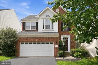 Building Photo - 6008 Preswell Ct