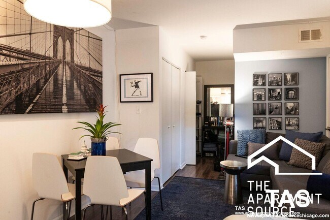 Foto del edificio - 925 W Carmen Ave