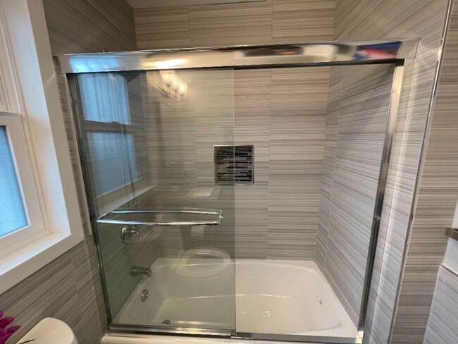 Foto del edificio - 6790 Mission St