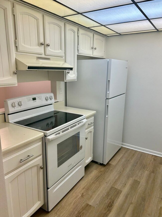 Building Photo - Spacious 1 bed/one bath in Aurora