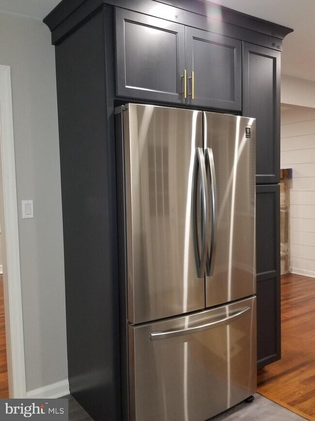 Building Photo - 1114 Wilson Rd