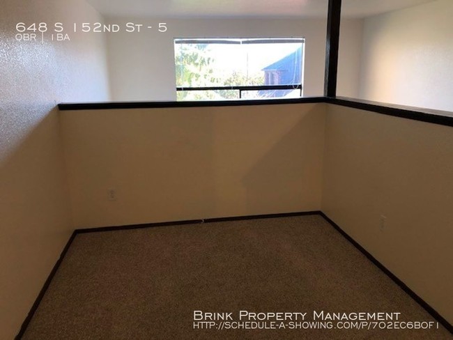 Building Photo - Nice Studio Apartment, Great Location!