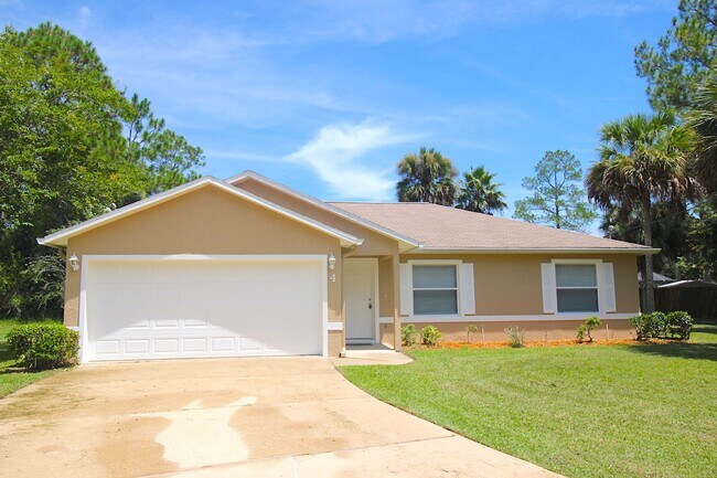 Foto del edificio - Roomy 3 Bed 2 Bath Screened Lanai Home for Rent in Pine Lakes