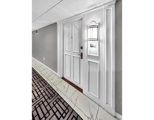Foto del edificio - 20 Hammond Pond Pkwy