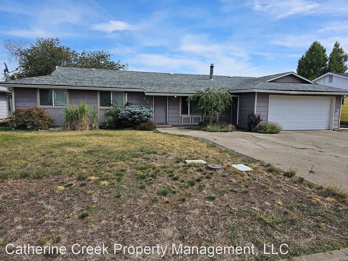 Foto principal - 3 br, 2 bath House - 211 Aquarius Way