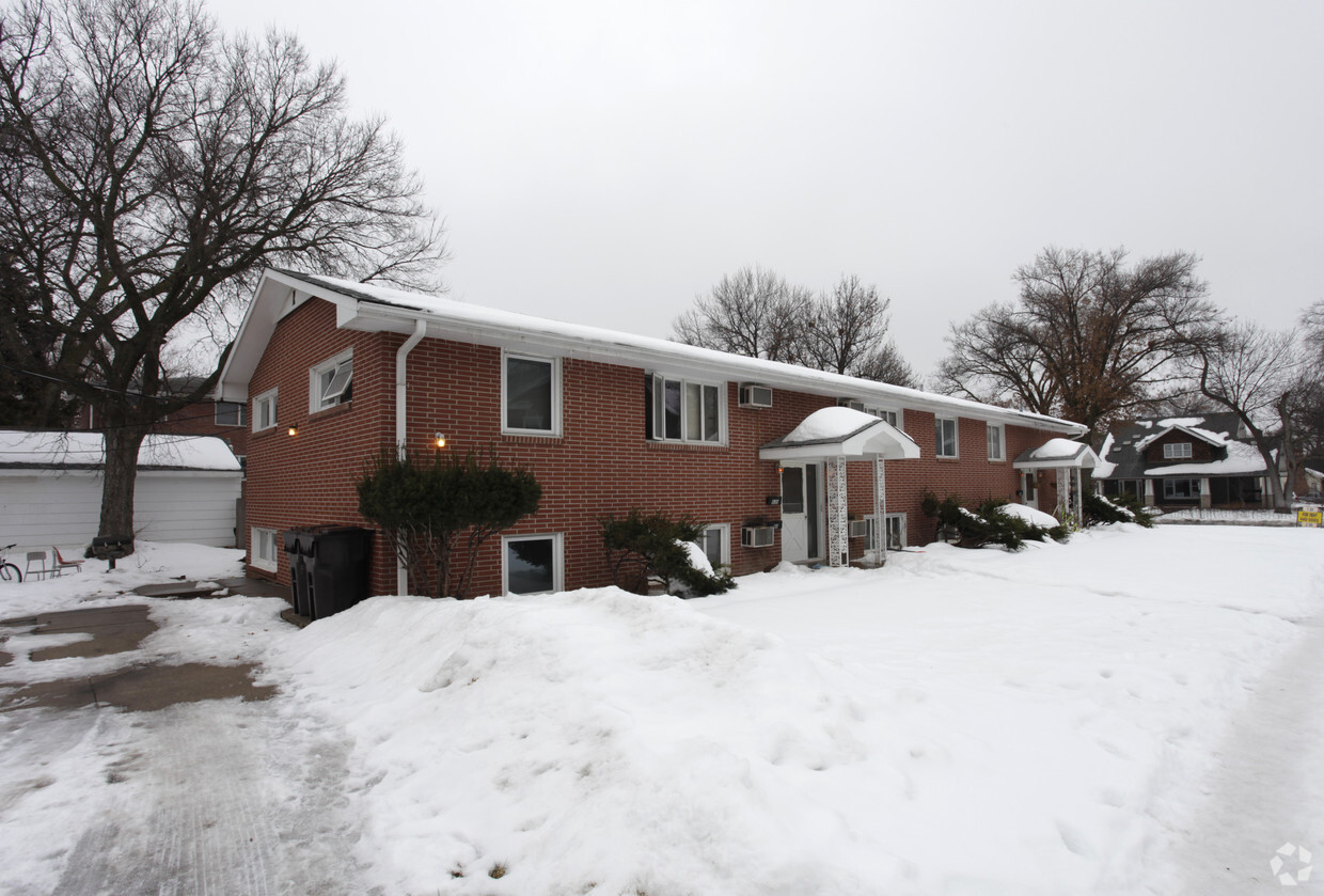 Primary Photo - 1501 S 19th St