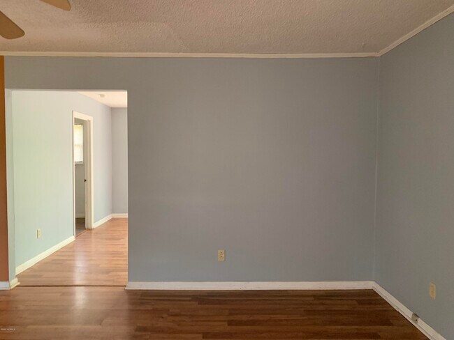 Foto del edificio - 107 Royal Ct