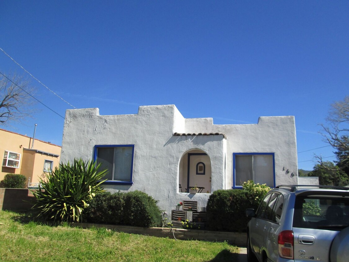 Foto principal - Charming 3 bedroom, 1 bathroom house near ...