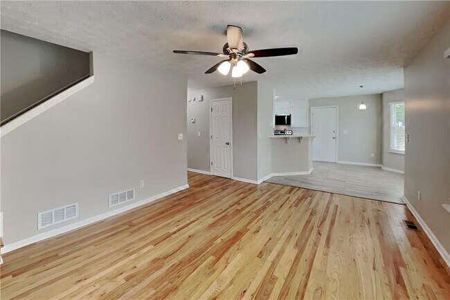 Foto del edificio - 2920 Summit Point Ct