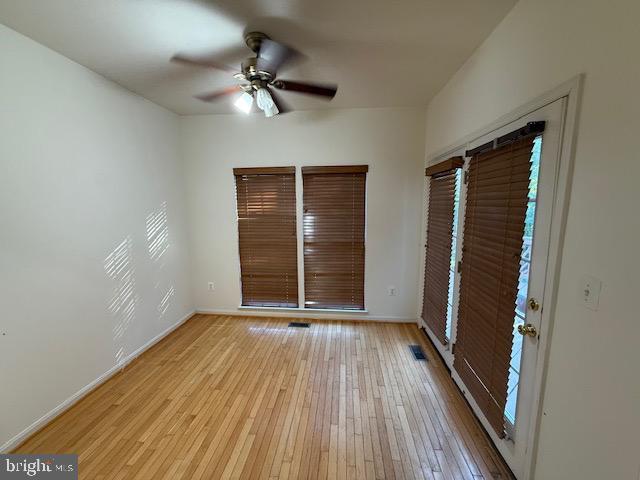 Foto del edificio - 4118 Fairfax Center Creek Dr