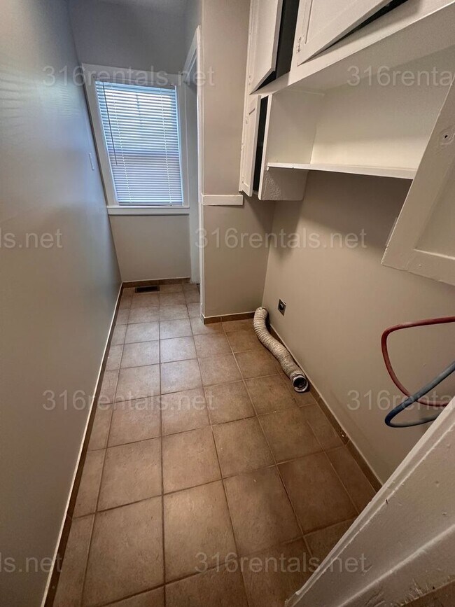 Foto del edificio - COMING SOON, PLEASE CHECK BACK AT A LATER DATE