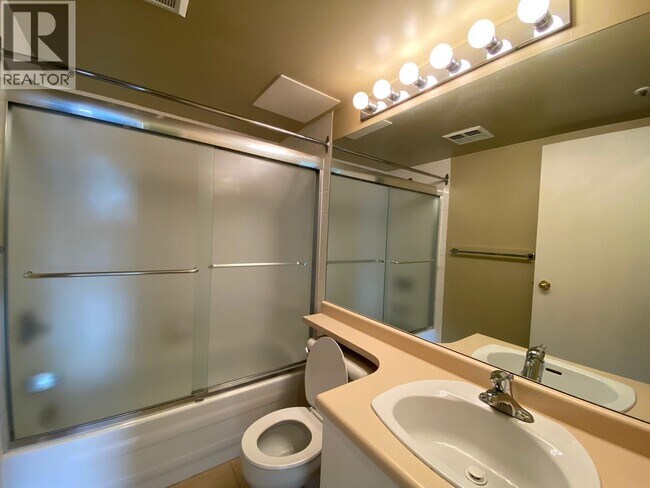 Photo du bâtiment - 55 10th St