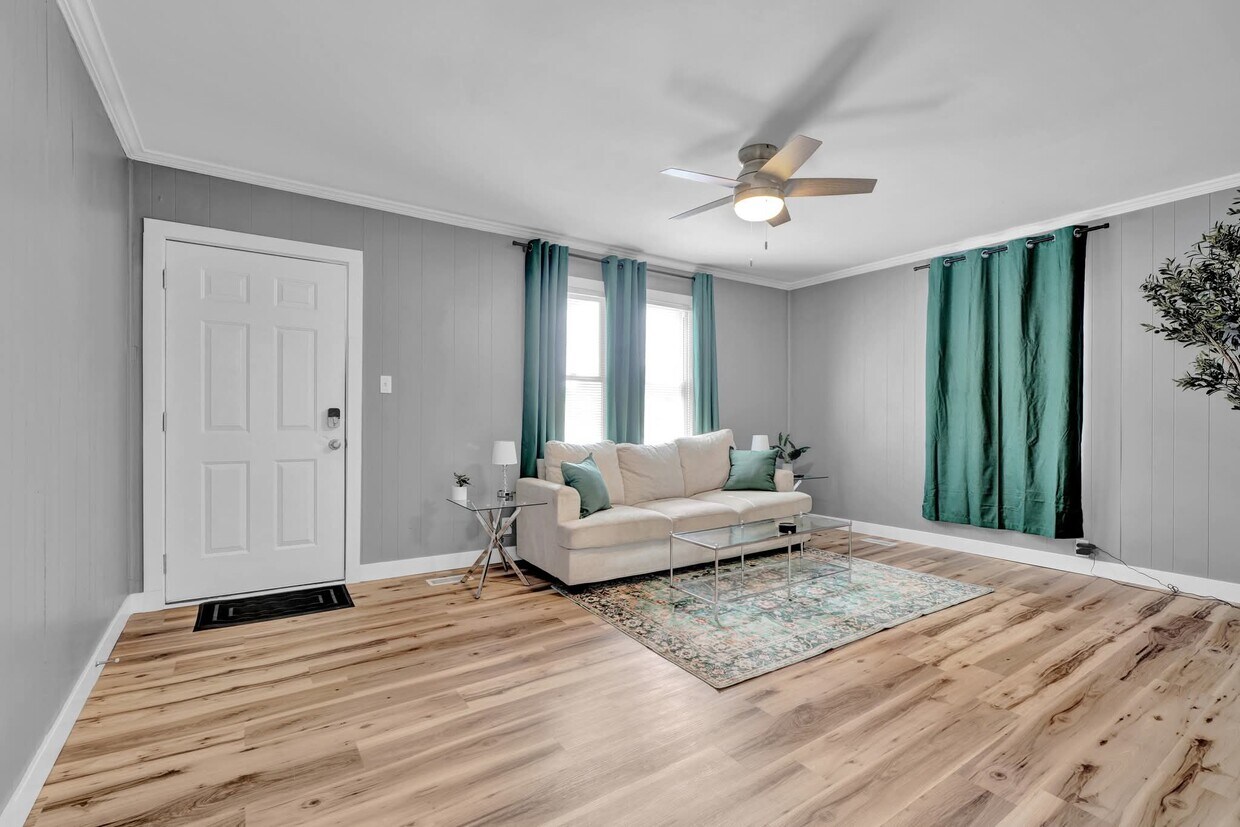 Foto principal - 1709 Clay St