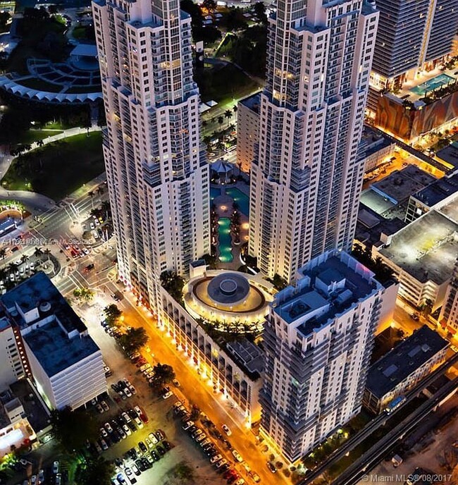Foto del edificio - 253 NE 2nd St