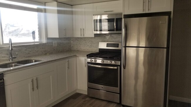 Foto del edificio - 10282 Golden Willow Dr