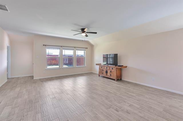 Foto del edificio - 9220 Herringbone Dr