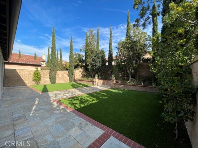 Building Photo - 34 Mapleton