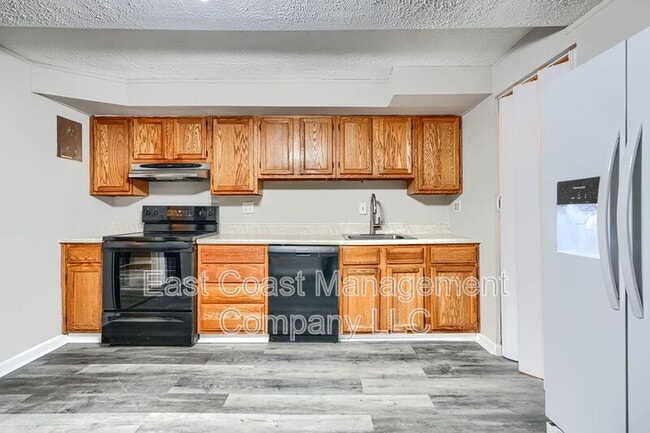 Foto del edificio - 7862 St Bridget Ln