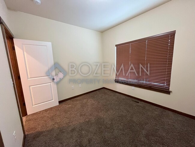 Foto del edificio - 2605 Meriwether Dr S