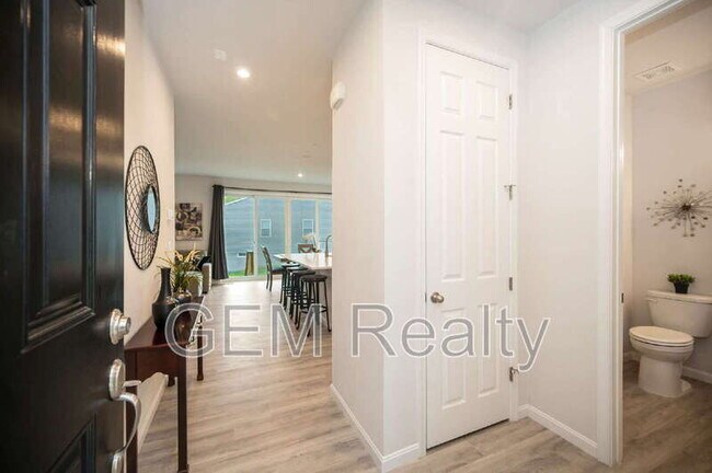 Foto del edificio - 6259 Bobcat Ln