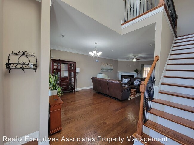 Foto del edificio - 4 br, 2.5 bath House - 1737 Golden Nugget ...