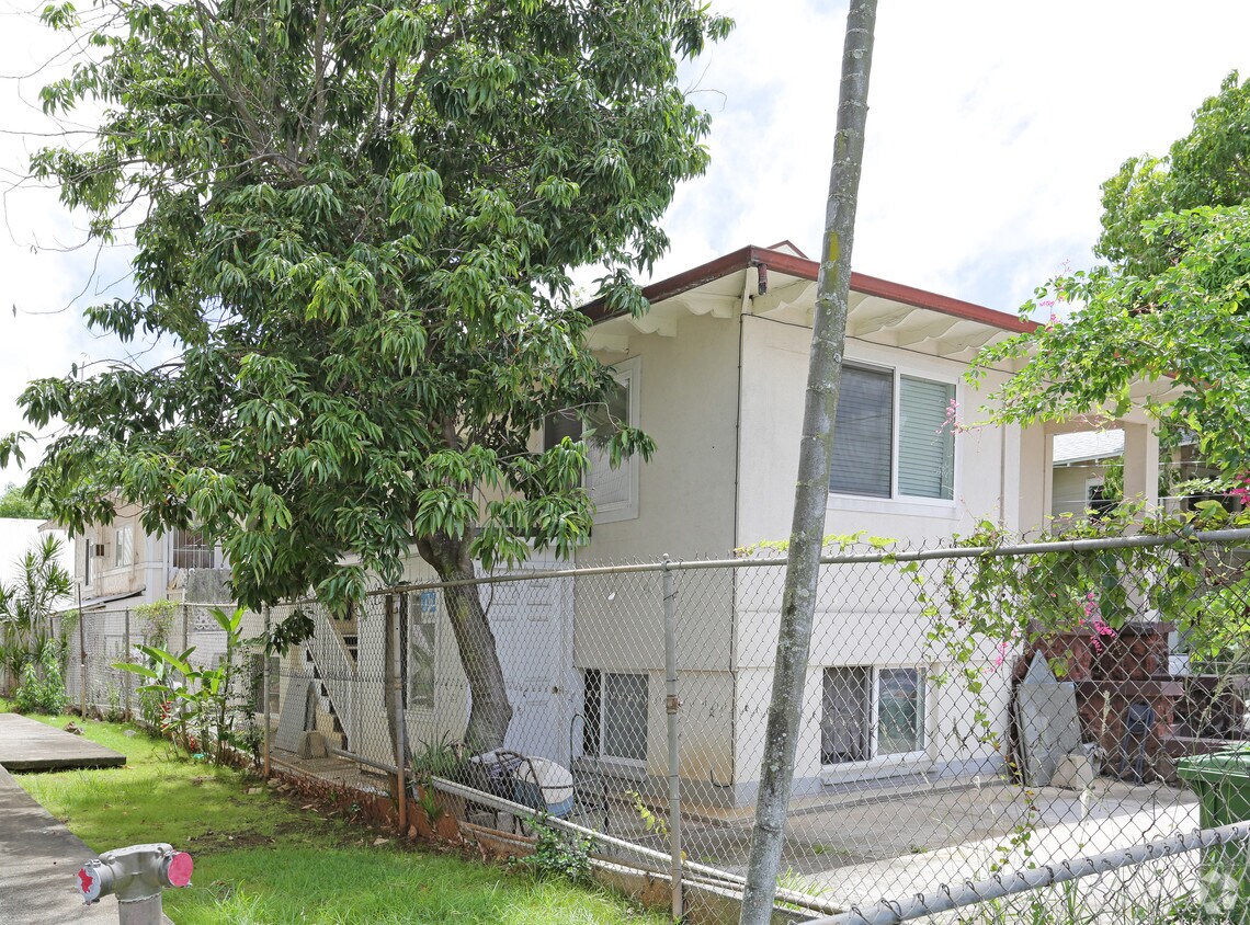 Building Photo - 1413 Middle St
